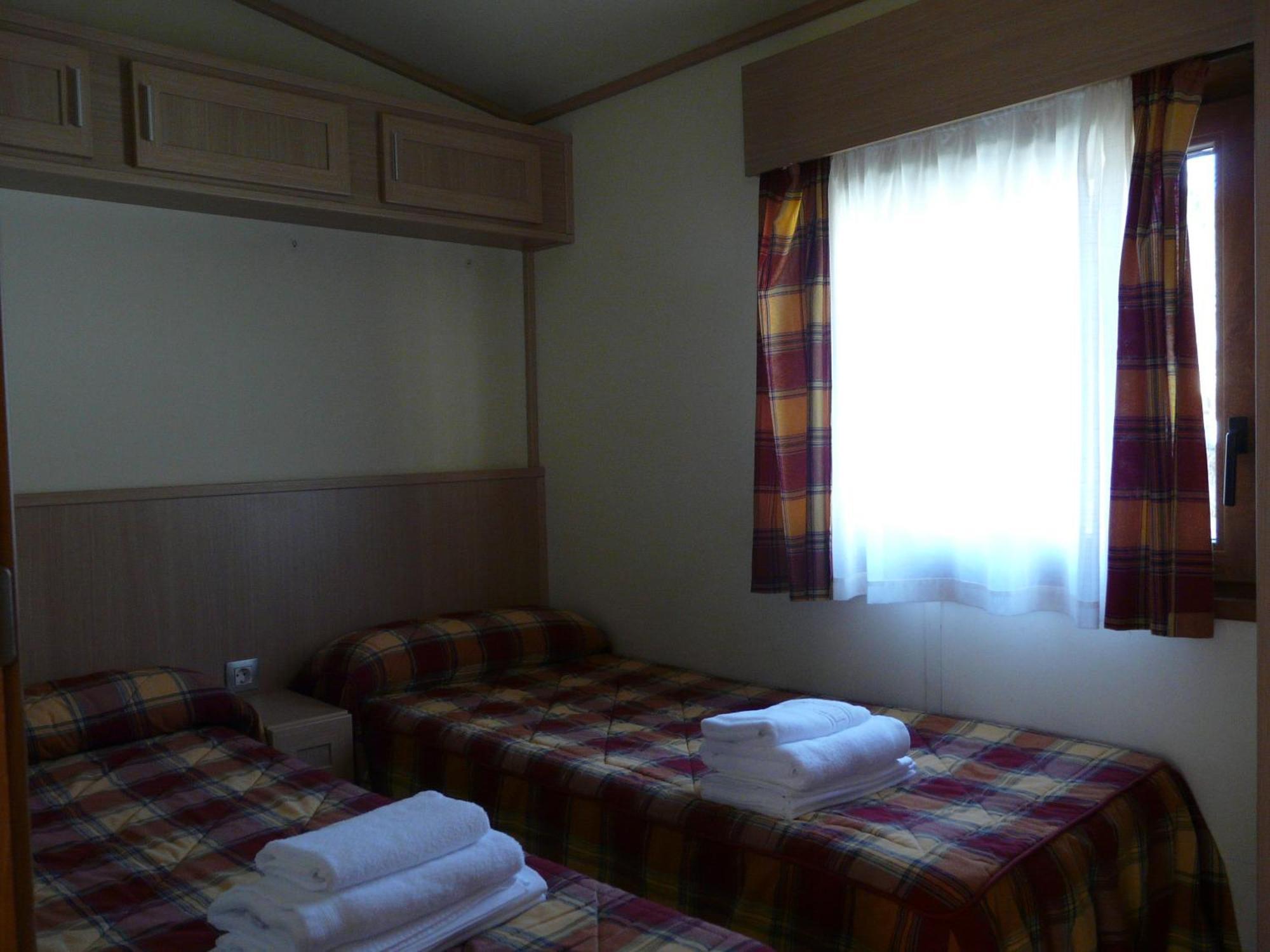 Complejo Turistico Bielsa Hotel Y Camping الغرفة الصورة